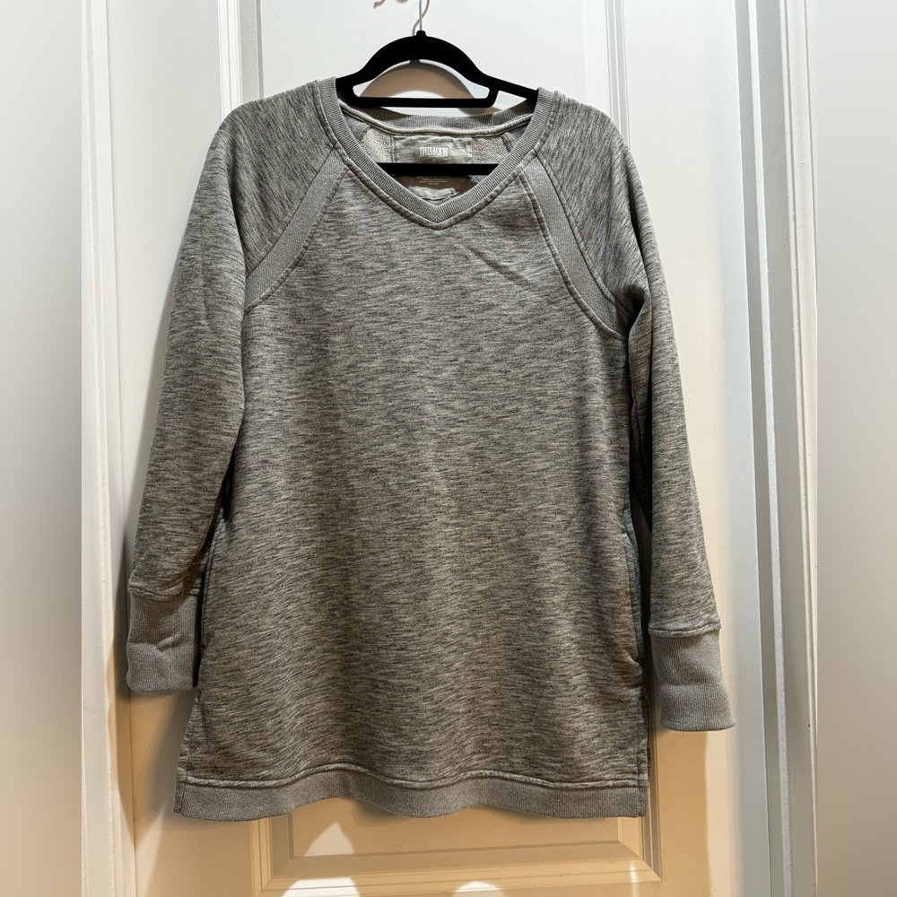 Duluth Trading Co Gray Long Sleeve Sweatshirt Small Vneck Slide Pockets Slit